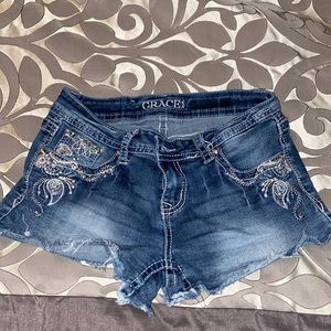 Grace in LA shorts